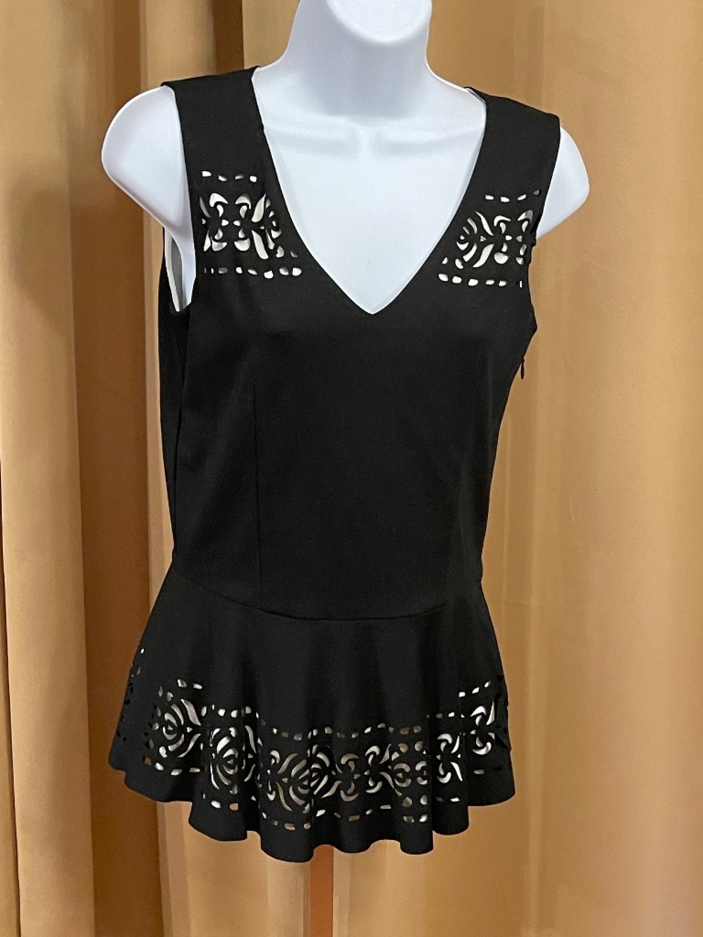 Cache Retro Black Floral Cutout Sleeveless Peplum Top Size XS